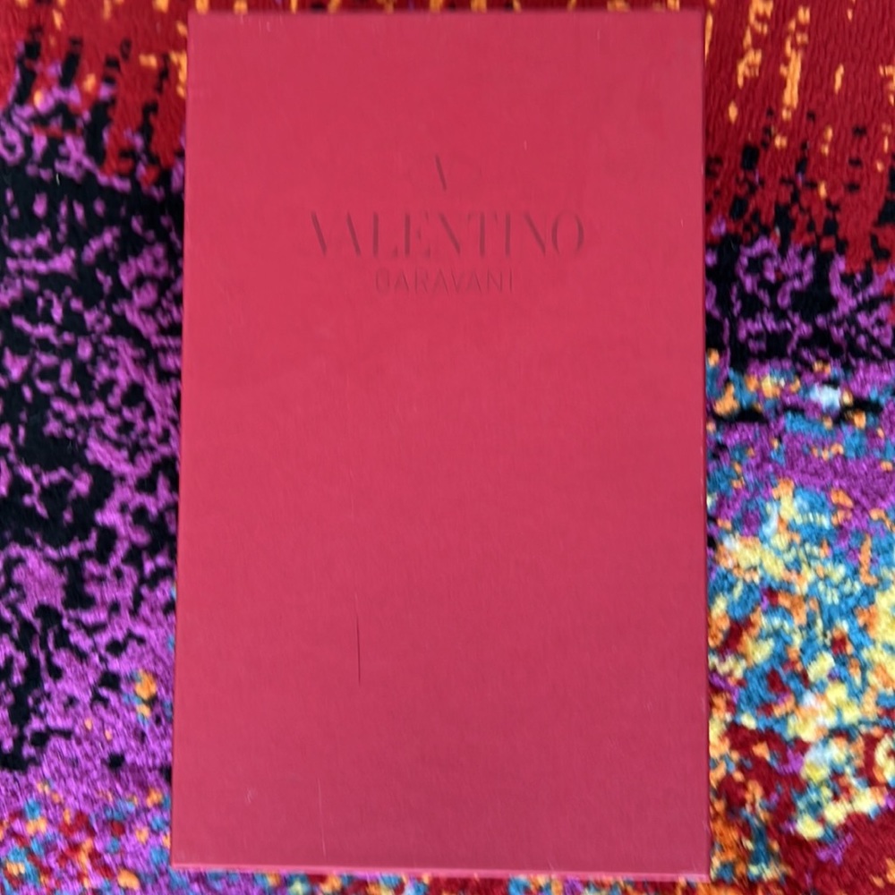 Valentino Garavani, never worn. Trademark spiked mule, black patten leather. - Picture 8 of 9